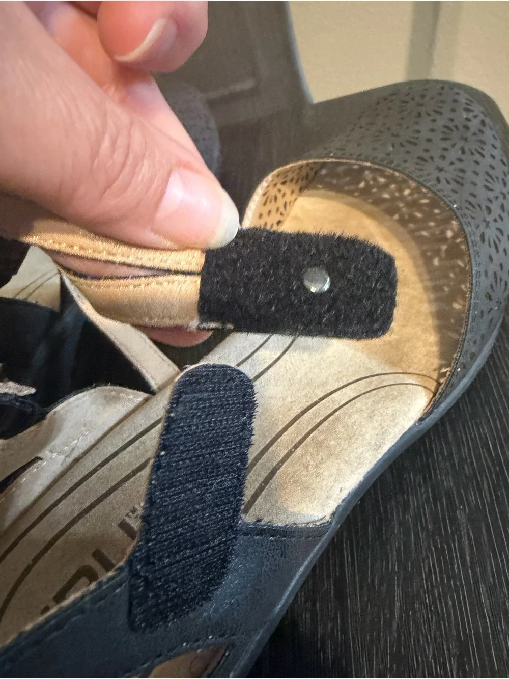 JBU by Jambu Bethany Black Laser Cut Mary Jane Comfort Shoes 9.5